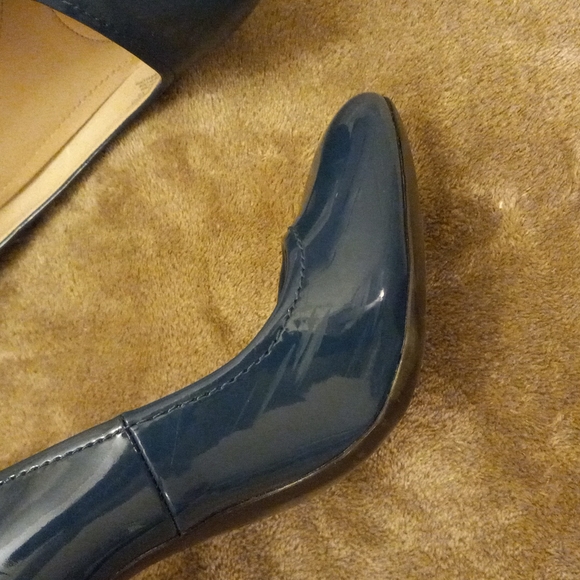 Calvin Klein Patent leather Heels - Picture 6 of 7